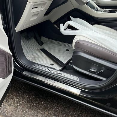 Купить Накладки на пороги для BYD Song Plus EV 2021- Нержавейка с загибом и Логотипом 4 шт (Premium P-BY03) 96555 Накладки на пороги и бампер