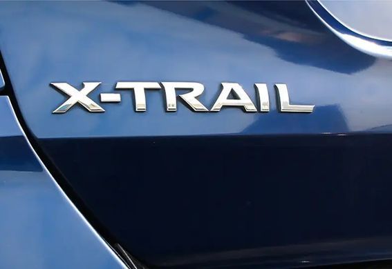 Купить Эмблема надпись X-TRAIL Хром на скотче (Габариты 230 мм) ЭМ 171203 89156 Эмблема надпись на иномарки