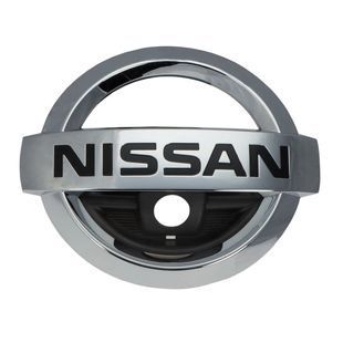 Купить Эмблема решетки Nissan Rogue Хром 153х30 мм (под камеру) OEM 62890-4BA0A 90582 Эмблемы на иномарки