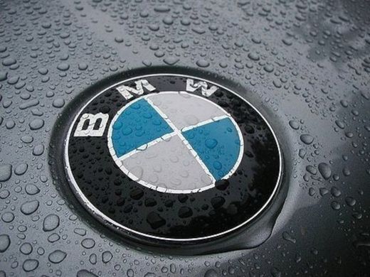 Купити Емблема Bmw біло-синя 73 мм (направляючі) 51148219237 90082 Емблеми на іномарки