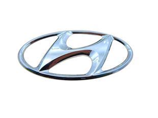Купить Эмблема Hyundai Хюндай Хром 195х96мм Большая пластик (на скотче) 90375 Эмблемы на иномарки