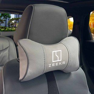 Купити Подушка на підголівник з логотипом Zeekr Екошкіра 3D Кольоровий лого Сірі-Сірий кант 1 шт 91795 Подушки на підголовник - під шию