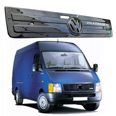 Купити Зимова накладка на решітку радіатора Volkswagen LT35 1998 - з логотипом Глянець Voron glass 4981 Зимові накладки на решітку радіатора