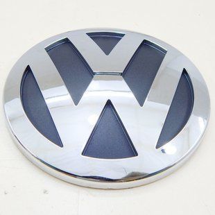 Купить Эмблема крышки багажника Volkswagen Caddy T5 130 мм (на скотче) 7HO853630 90034 Эмблемы на иномарки