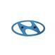 Купить Эмблема Hyundai 145х72 мм (2 направляющие + скотч) Черная матовая (Завод) 89525 Эмблемы на иномарки - 2 фото из 3