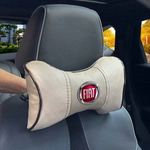 Купити Подушка на підголівник з логотипом Fiat Екошкіра 3D Кольоровий лого Бежева-Коричневий кант 1 шт 91740 Подушки на підголовник - під шию