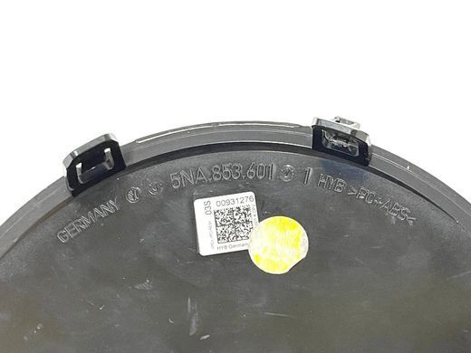 Купить Эмблема решетки Volkswagen TIGUAN II LIFT на радар дистроник Б.У ф145 мм OEM 5NA853601 (VAG) 89581 Эмблемы на иномарки