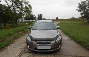 Купити Дефлектор капоту мухобійка для Kia Ceed 2010-2012 1053 Дефлектори капота Kia