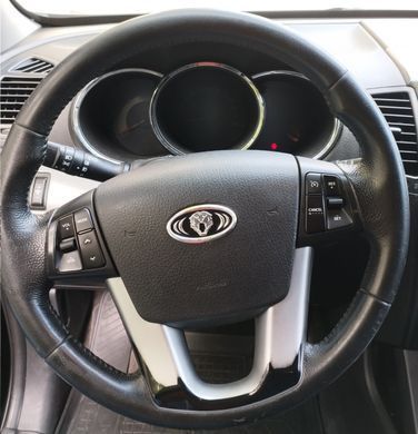 Купити Емблема керма Kia (Тигр TIGER) Чорна з Хромом 61х33 мм Алюміній на скотчі (Завод) 88634 Емблеми на іномарки