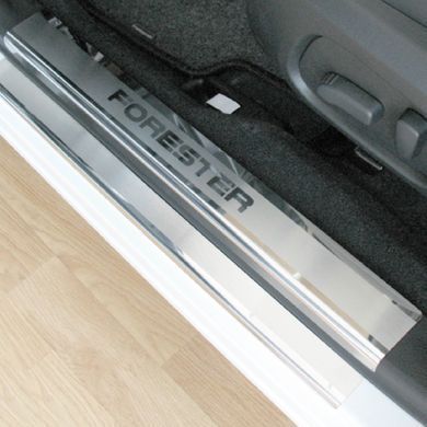 Купити Накладки на пороги для Subaru Forester (SJ) 2012-2018 Нержавіюча сталь із загином та Логотипом 2 шт (Premium P-SB08) 97182 Накладки на пороги та бампер