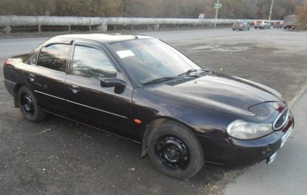 Купити Дефлектори вікон вітровики для Ford MONDEO hb 1995-2001 4227 Дефлектори вікон Ford