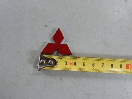 Купити Емблема Mitsubishi Хром - Червона в кермо 36х36 мм на скотчі 17253 88514 Емблеми на іномарки