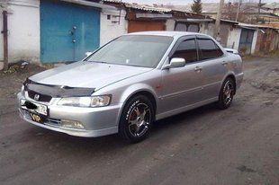 Купити Дефлектори вікон Honda Accord VI Sd 1998-2002 / Torneo Sd 1997-2002 5859 Дефлектори вікон Honda