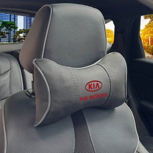 Купить Подушка на подголовник с логотипом Kia Экокожа 3D Цветной лого Черная-Серый кант 1 шт 91695 Подушки на подголовник - под шею