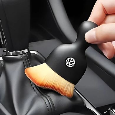 Купить Щетка с логотипом Volkswagen №1 для чистки салона автомобиля 90173 Щетки для детейлинга