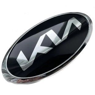 Купить Эмблема Kia NEW TYPE Черная (новый шрифт) 183х92 мм (обод Хром) Алюминий+АБС (на скотче + 2 ножки) (Завод) 88594 Эмблемы на иномарки