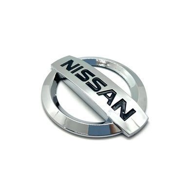 Купити Емблема решітки задня для Nissan Хром 100х85 мм Пластикна скотче (Завод) 88522 Емблеми на іномарки