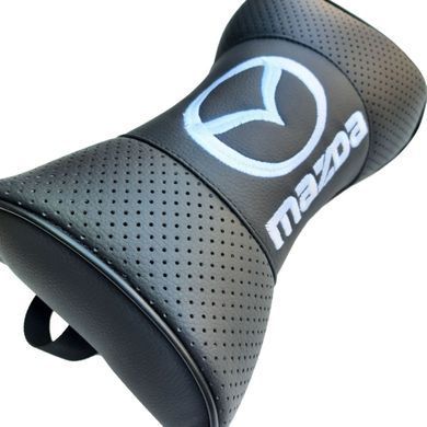 Купить Подушка на подголовник с логотипом Mazda экокожа Черная 1 шт 9870 Подушки на подголовник - под шею