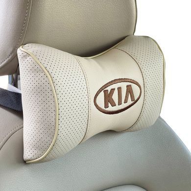 Купить Подушка на подголовник с логотипом Kia экокожа Бежевая 1 шт 60537 Подушки на подголовник - под шею